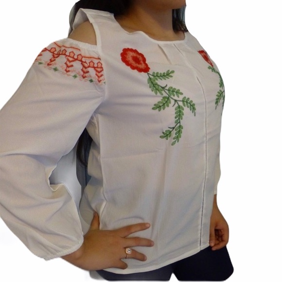 New Floral Embroidered Cold Shoulder Blouse Medium - Picture 7 of 7